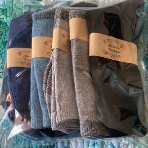 Target women’s size 7-10 Sox’s